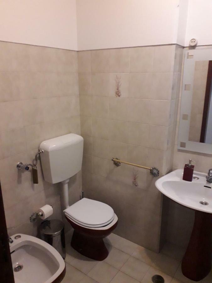 Apartamento 300 Metros Do Santuario De Fatima T4 מראה חיצוני תמונה